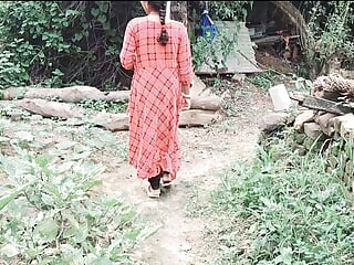 Best Indian Bangali Village bhabhi fucking outdoor forest by devar