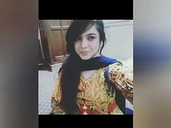 Pakistani girl Rafia Malik of COMSATS Uni fucking with BF