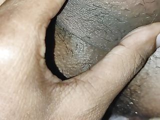 Sri lankan Madhu Hansi Fingering her boyfriend ass and he give foot fuck