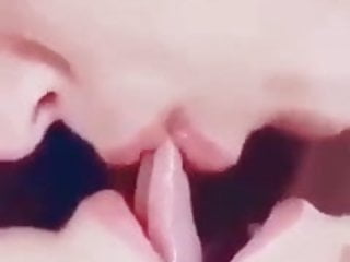 Pakistani lips kissing