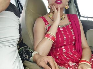 Cute Desi Indian Beautiful Bhabhi Gets Fucked with Huge Dick in car outdoor risky public sex.