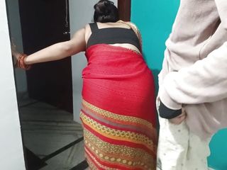 Salu bhabhi kam dhundne gayi aur Malik ne majburi ka uthata fayda