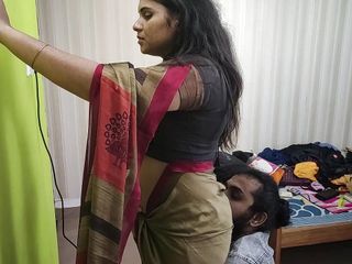 Vaishnavy ass lick in saree by Sharun Raj, Mallu couple hot saree ass romance, Hot girl ass kiss and rub by mallu boy, Romance